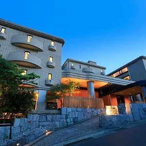 3* 传统日式旅馆 麦尔维尔箱根强罗酒店